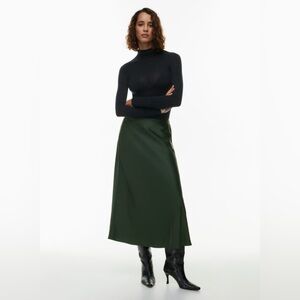 NWT Aritzia Theatre Satin Skirt - Green size 10